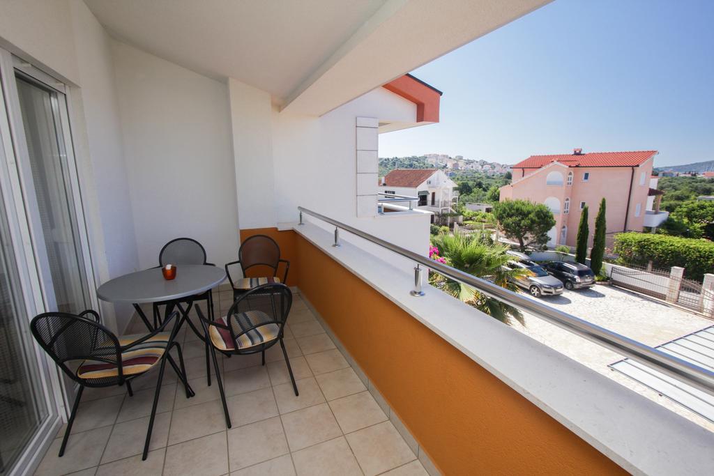 Apartments Spirito Rogoznica  Ngoại thất bức ảnh