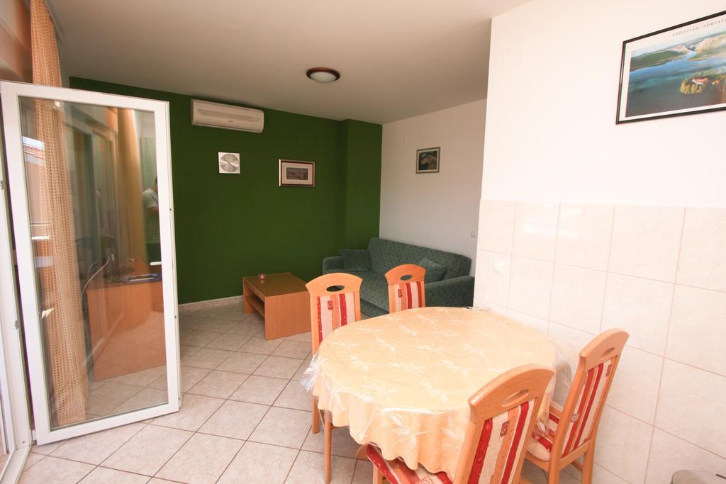 Apartments Spirito Rogoznica  Ngoại thất bức ảnh