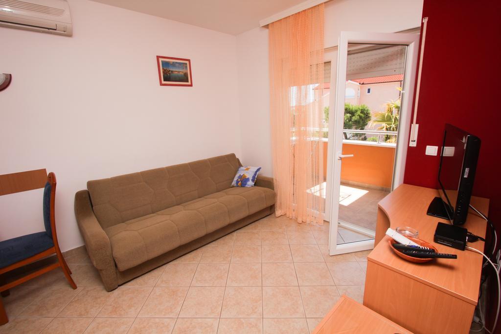 Apartments Spirito Rogoznica  Ngoại thất bức ảnh